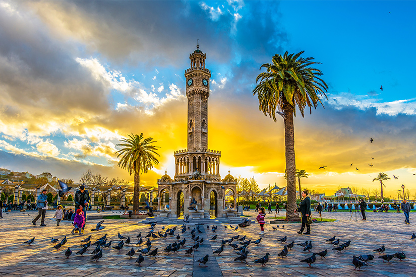 İzmir'de gün batımı manzaralı günübirlik tur görseli